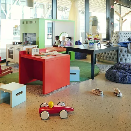 سكانديك فورنيبو 4*